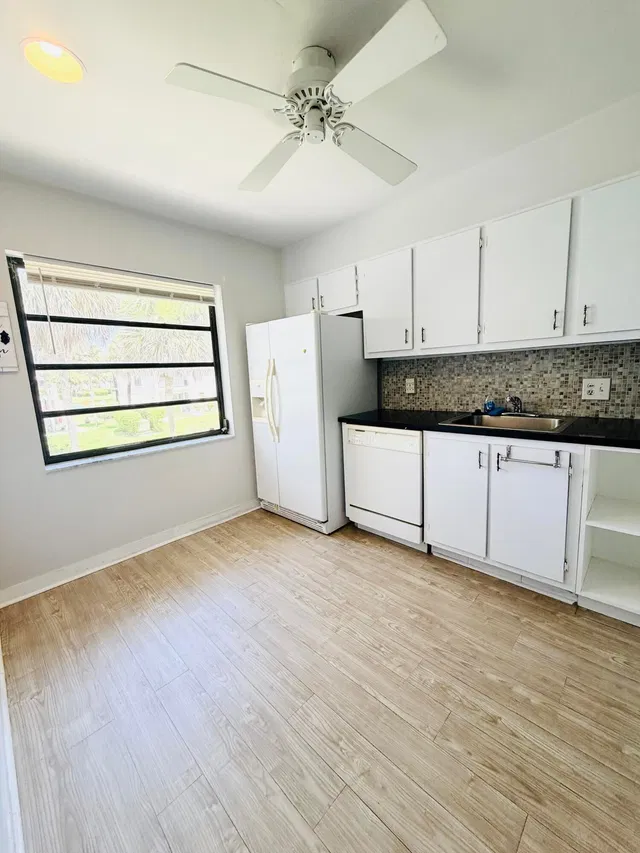 Boca Lago Country Club Homes Unit 32b photo 6