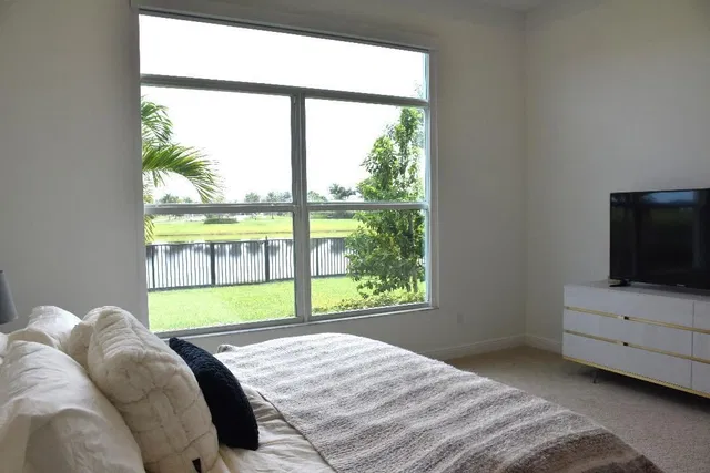 Residence photo 11
