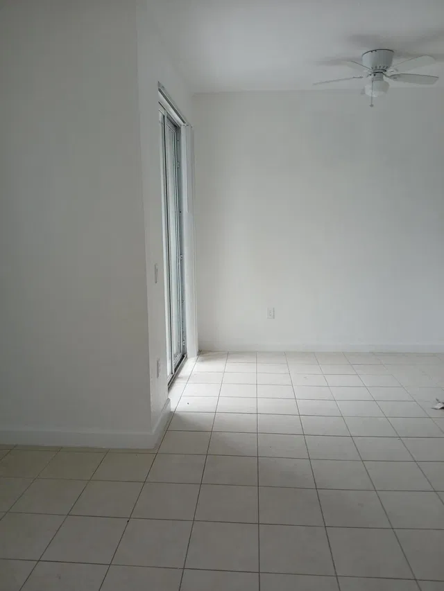  Residence photo 4
