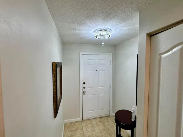 Unit 9210 photo 21