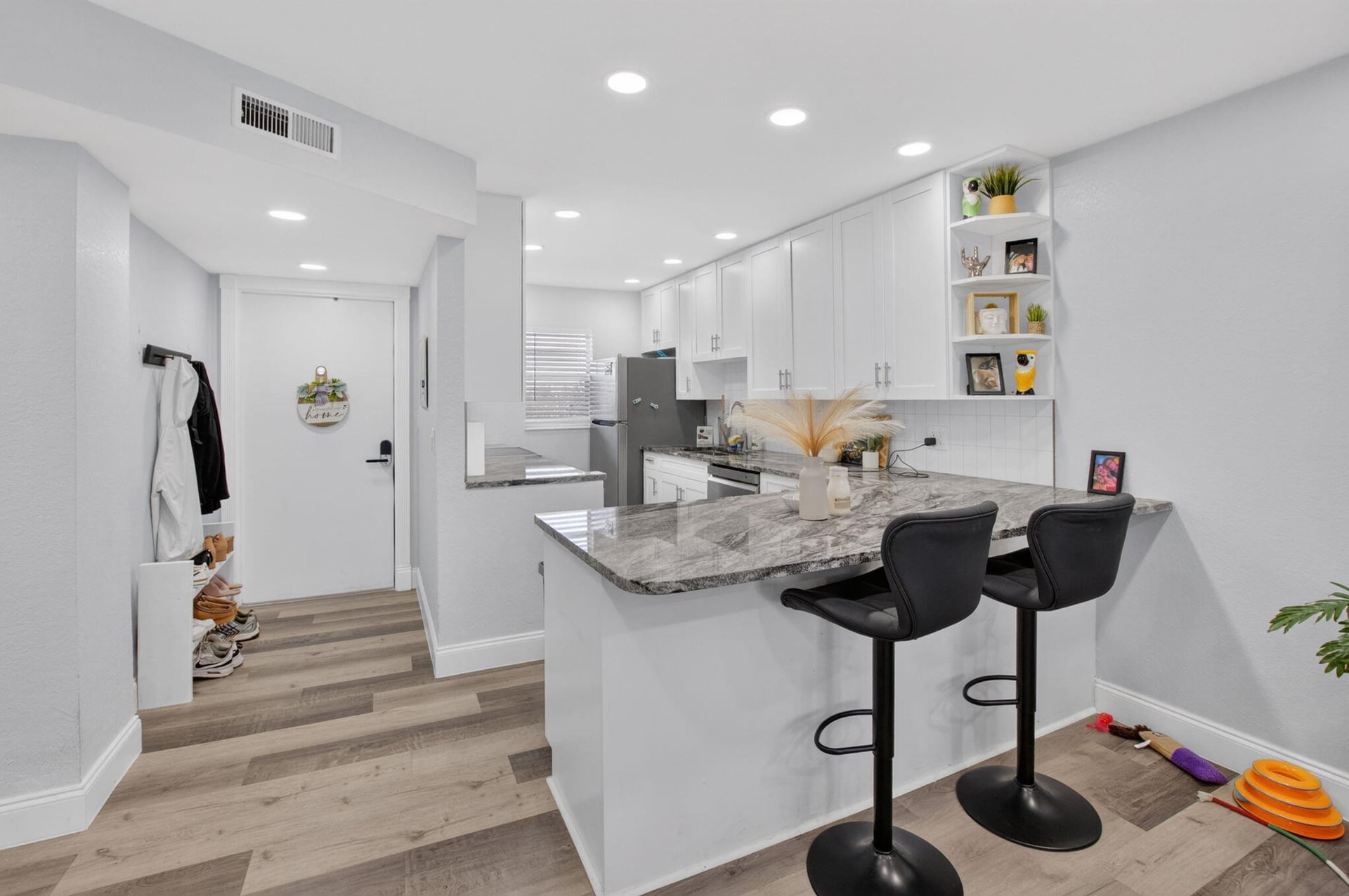 Unit 4030 photo 6