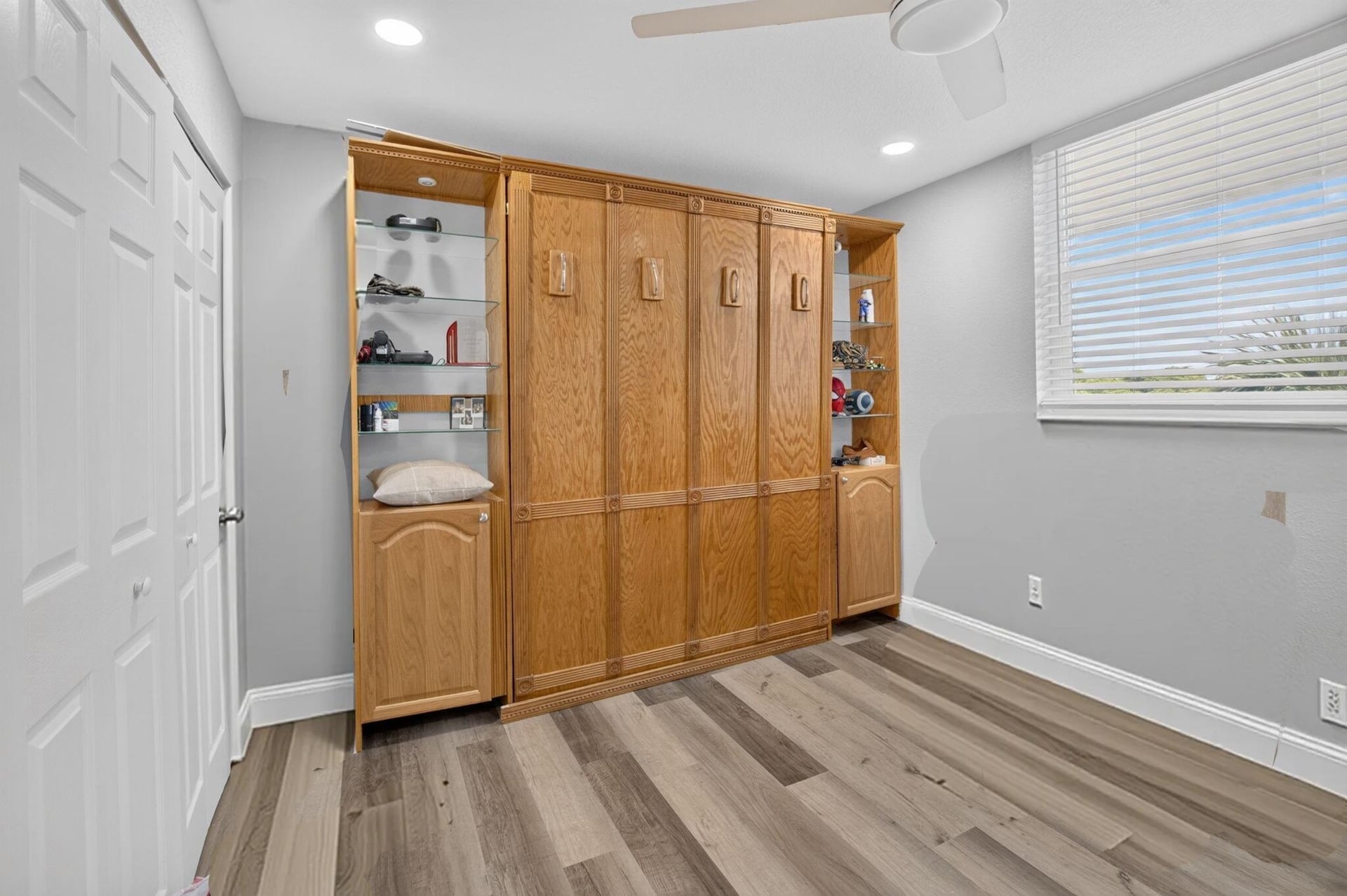 Unit 4030 photo 27