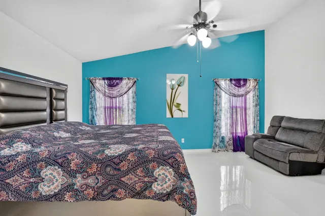  Residence photo 23