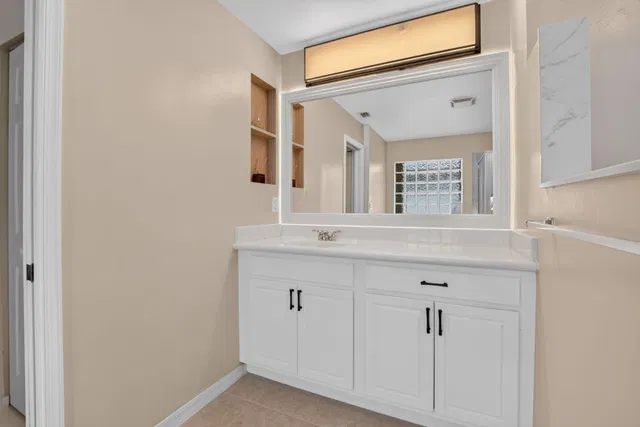  Residence photo 26