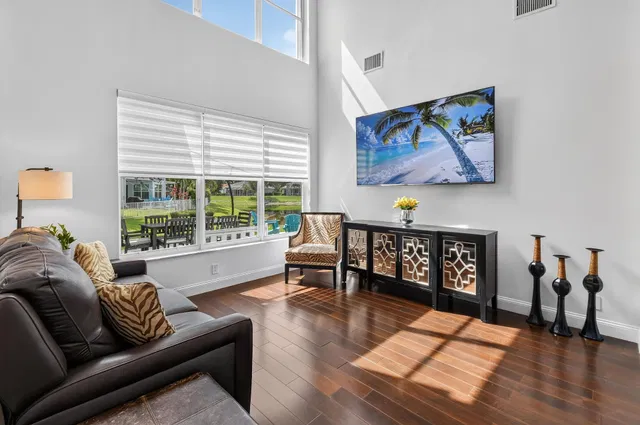 Residence photo 6