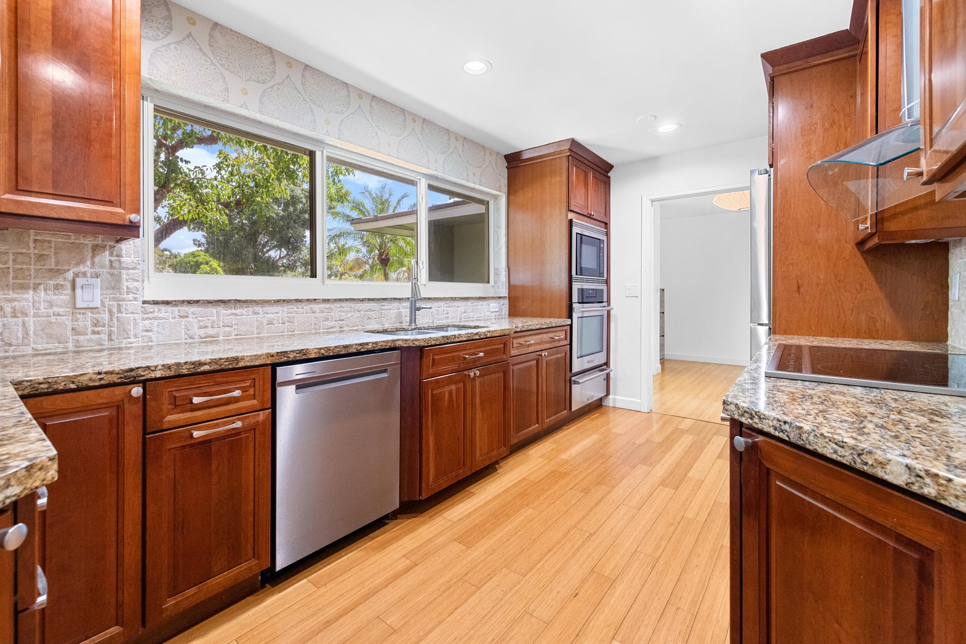  Residence photo 9
