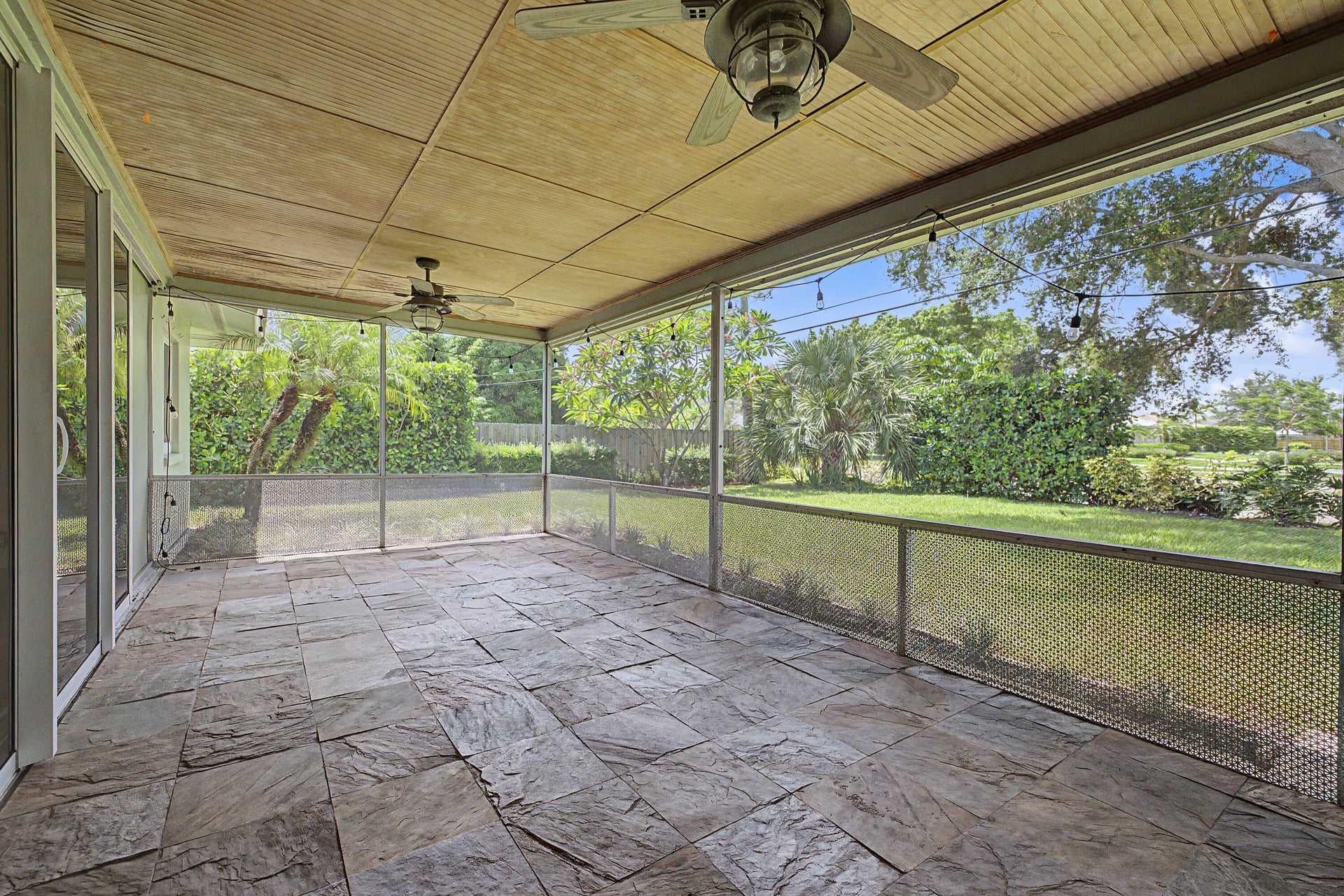  Residence photo 27