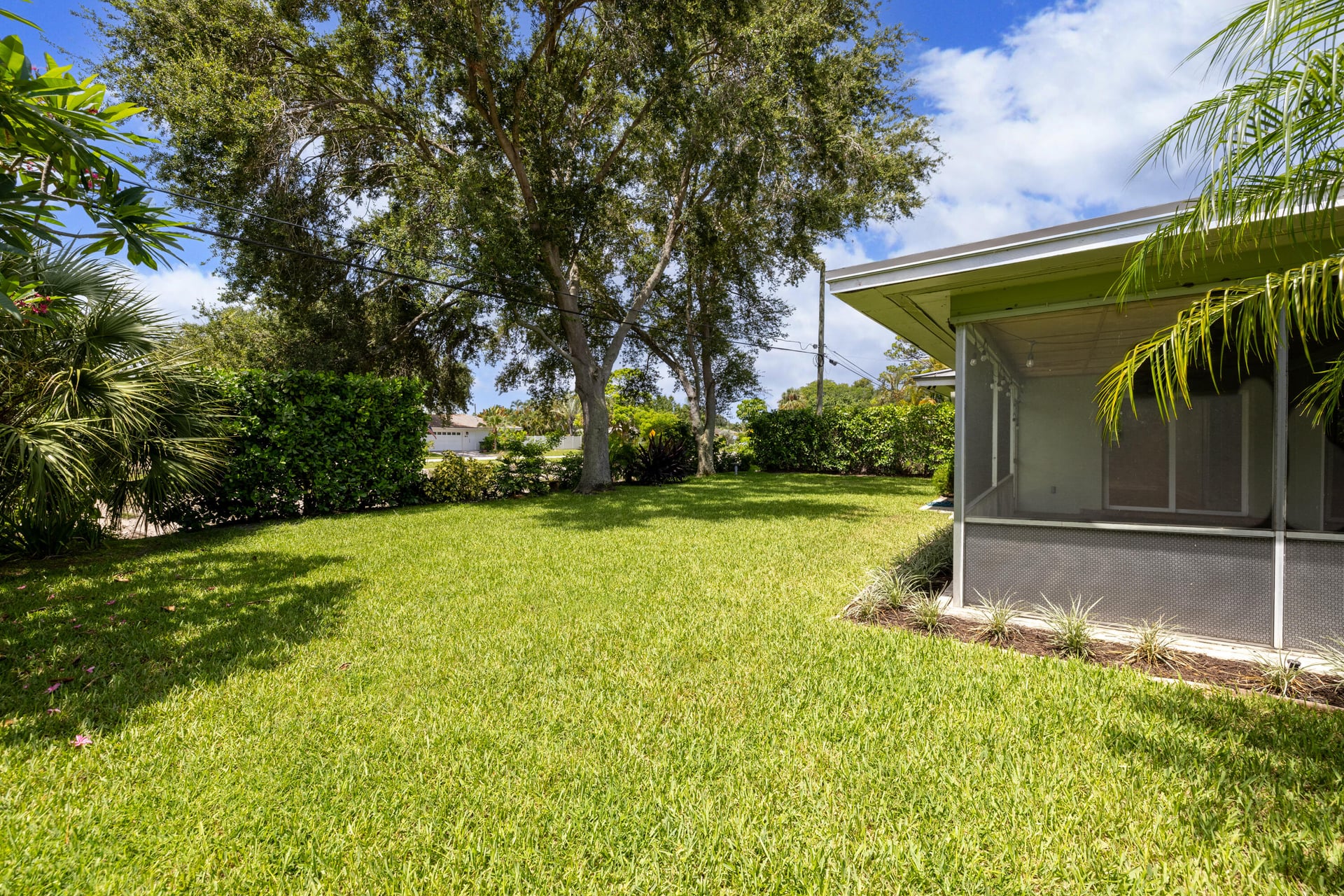 Residence photo 36