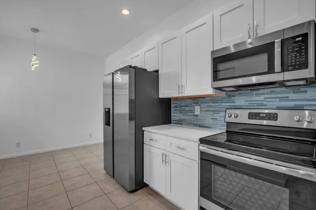 Residence photo 5