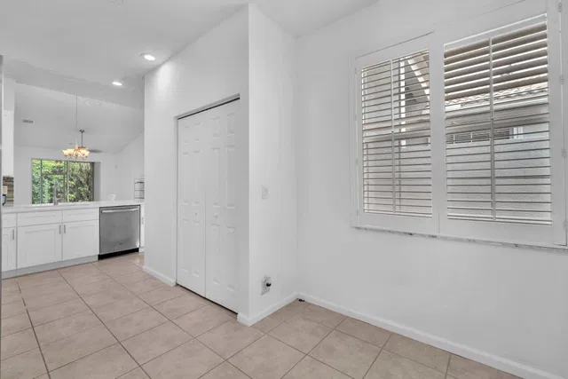 Residence photo 7