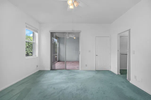 Residence photo 14