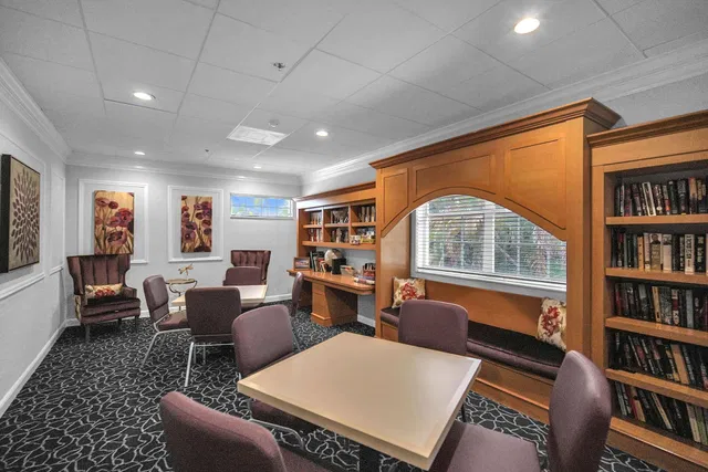 Residence photo 47