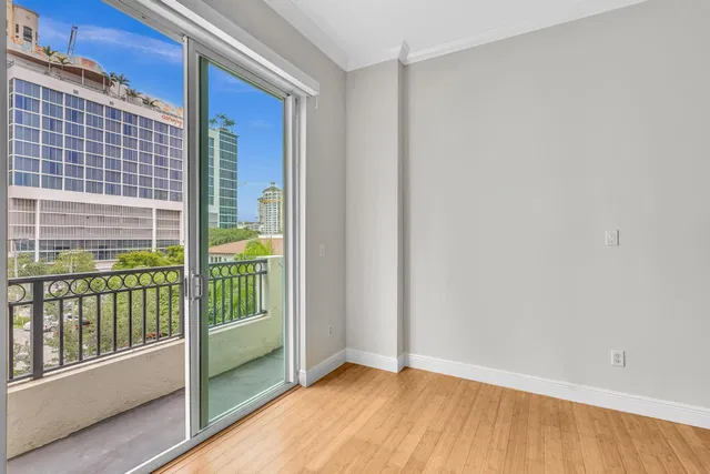 The Prado Unit 439 photo 44