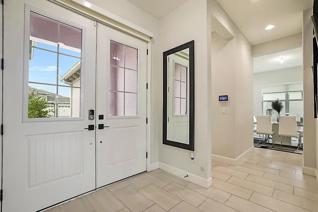 Residence photo 3