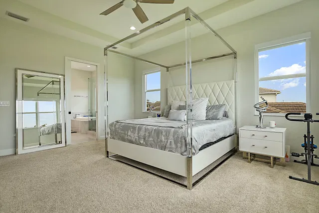 Residence photo 28