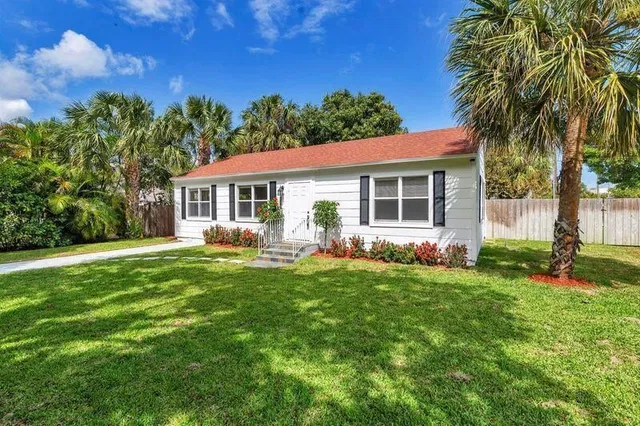 West Palm Beach Residence photo 2
