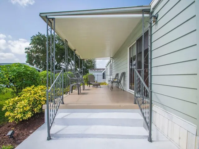 Residence photo 6