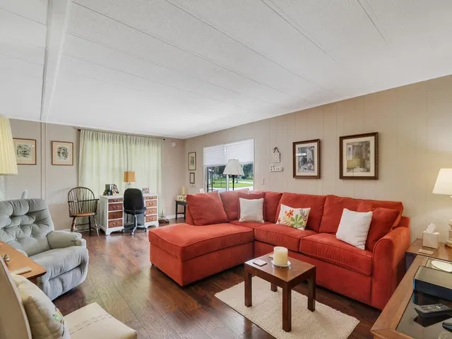 Residence photo 17