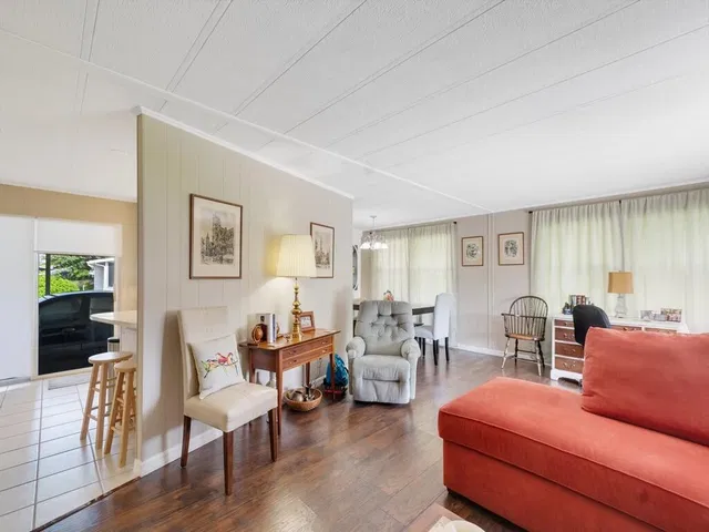 Residence photo 18