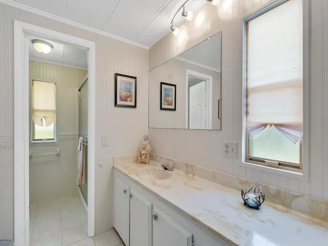 Residence photo 26