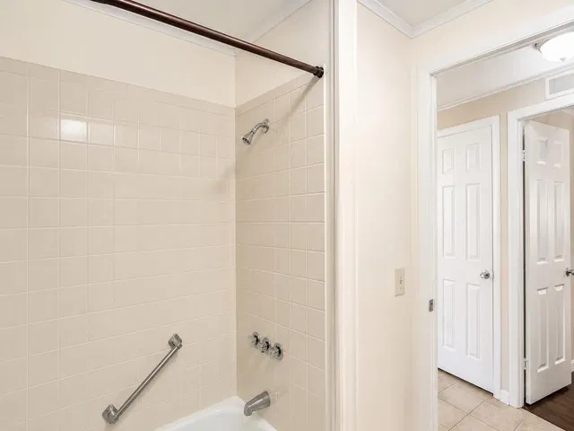 Residence photo 30