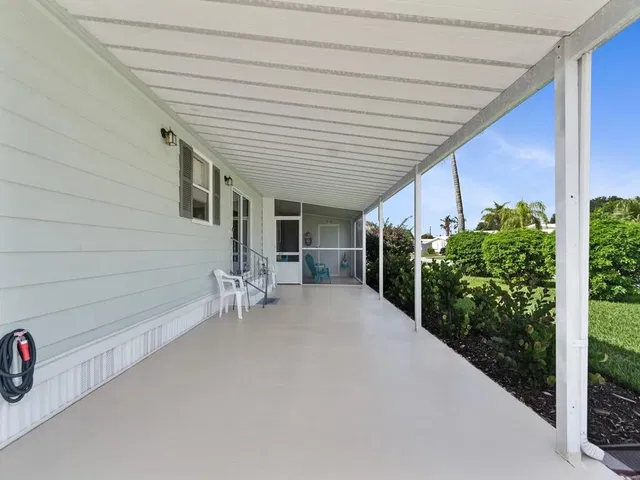 Residence photo 34