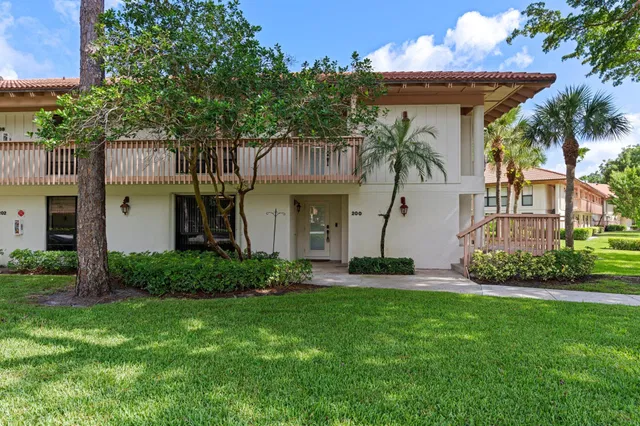 PGA National Palm Beach Gardens Residence photo 2