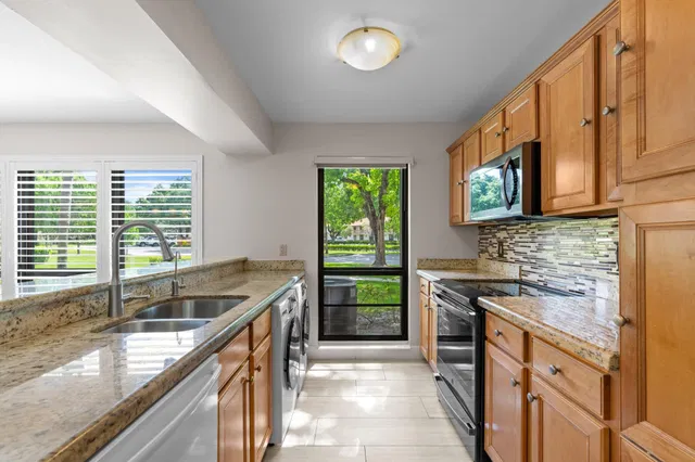 PGA National Palm Beach Gardens Residence photo 11