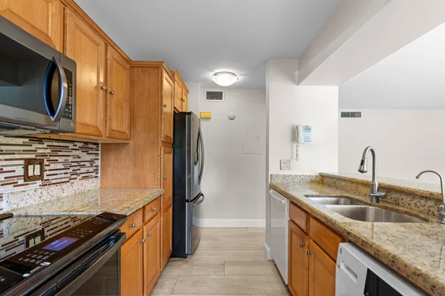 PGA National Palm Beach Gardens Residence photo 14
