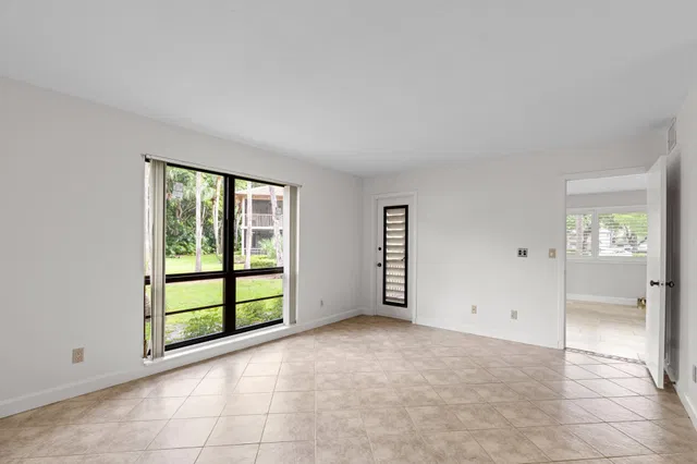 PGA National Palm Beach Gardens Residence photo 15