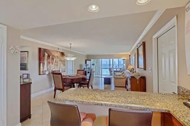 Unit 206 photo 13