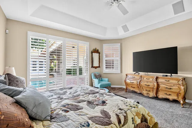 Residence photo 32