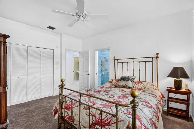 Residence photo 43