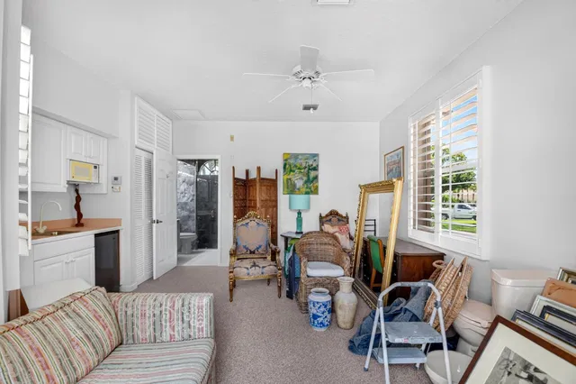 Residence photo 47