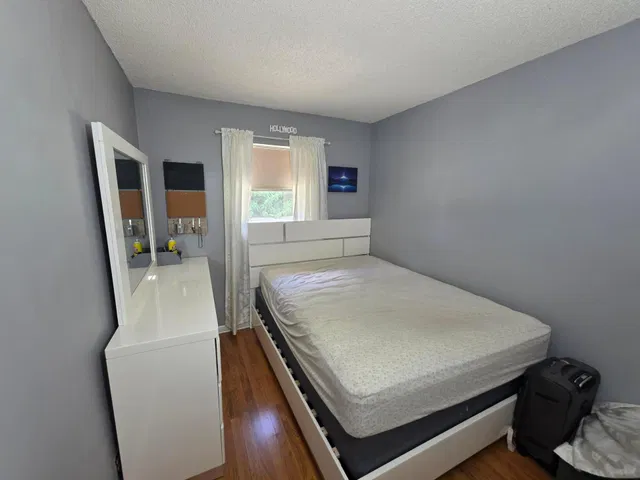 Residence photo 7
