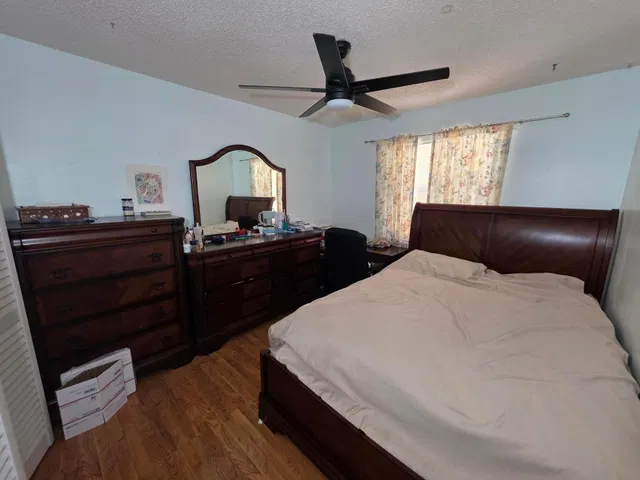 Residence photo 8