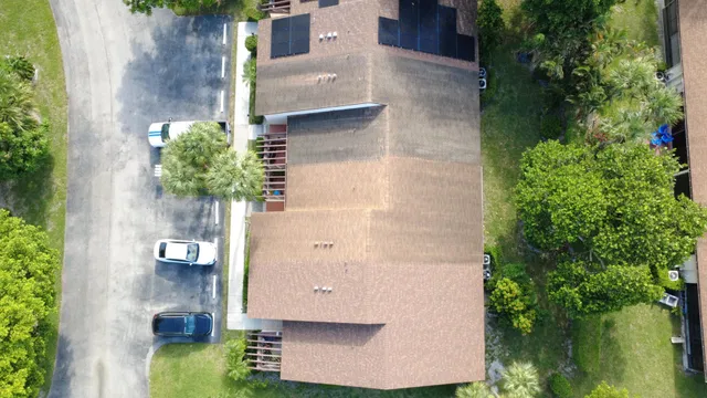 Unit C photo 15