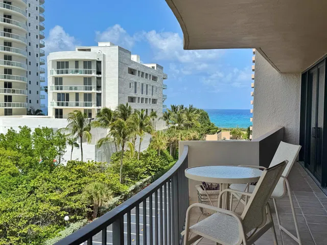Singer Island Unit 2-406 photo 2