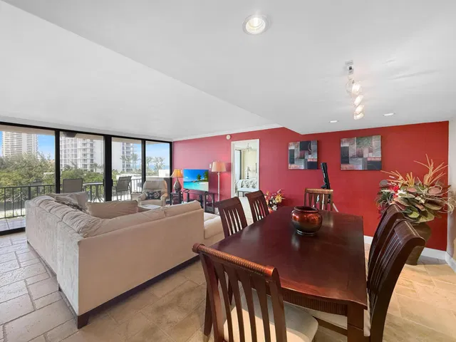 Singer Island Unit 2-406 photo 3