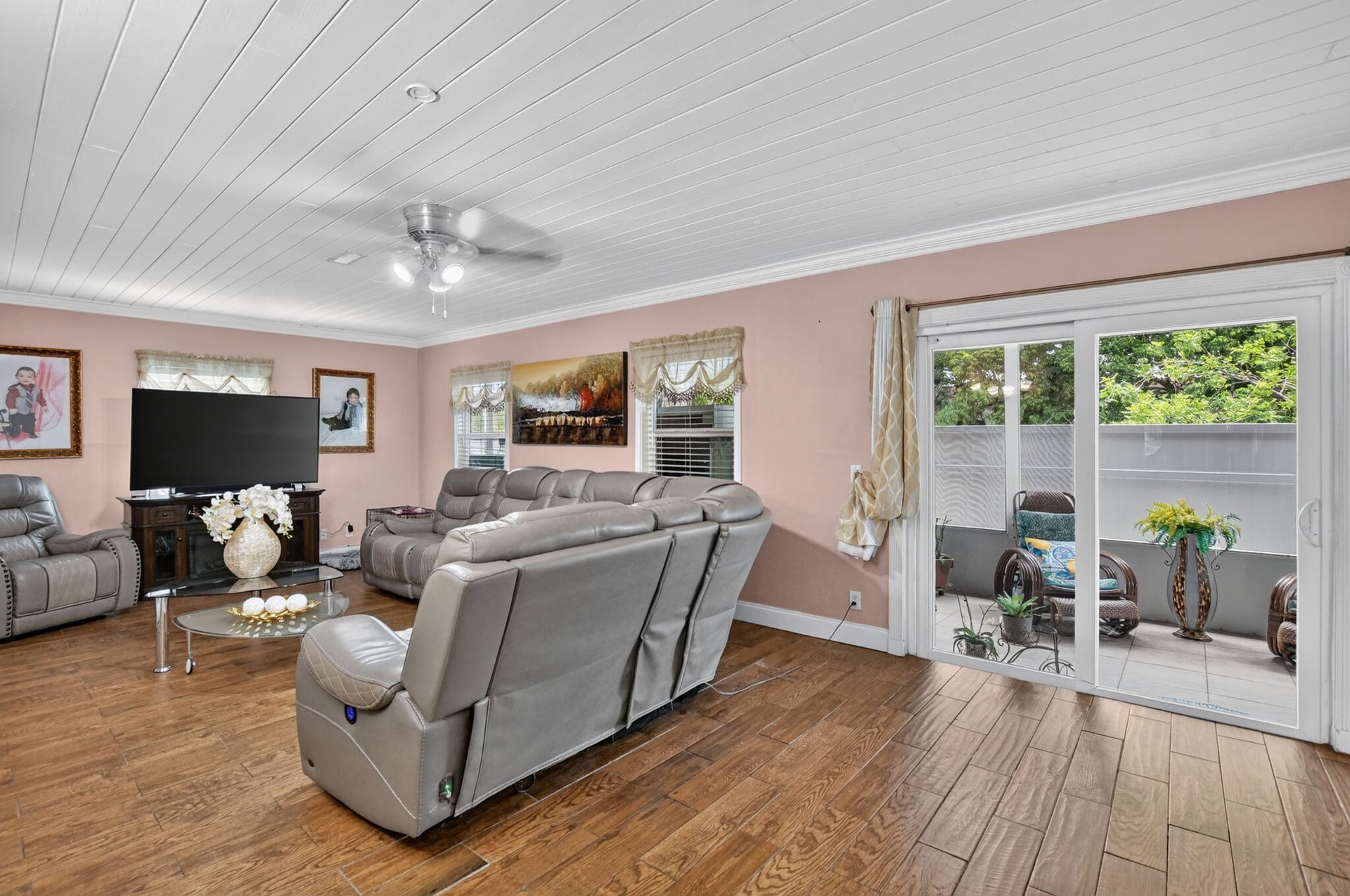 Residence photo 19