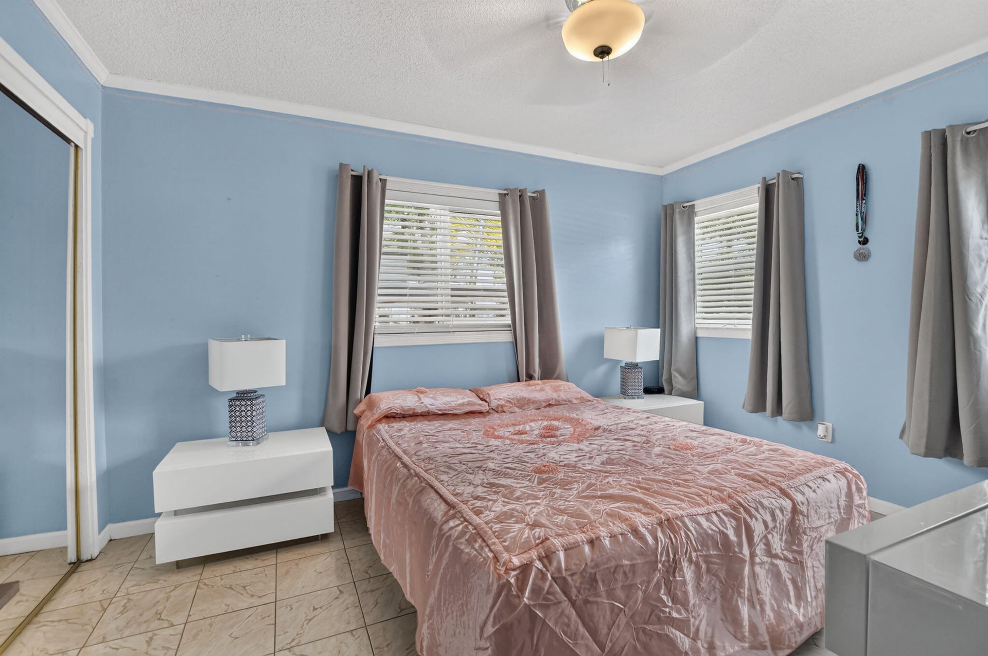 Residence photo 26