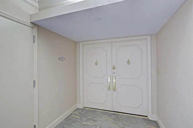Eastpointe Singer Island Unit 11j photo 3