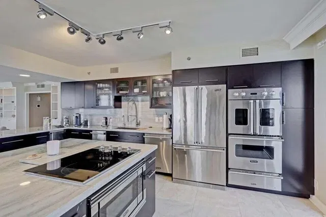 Eastpointe Singer Island Unit 11j photo 6