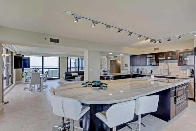 Eastpointe Singer Island Unit 11j photo 8