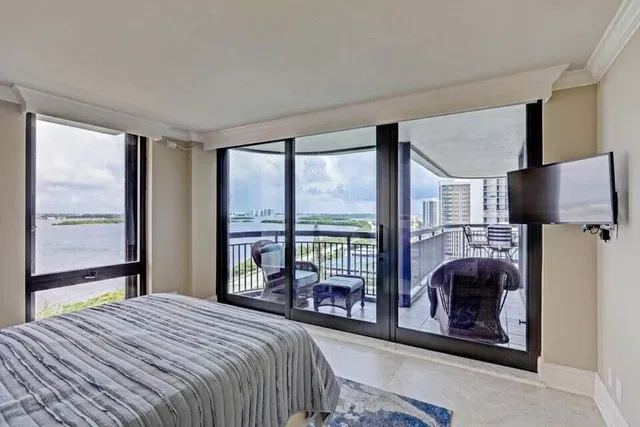 Eastpointe Singer Island Unit 11j photo 24