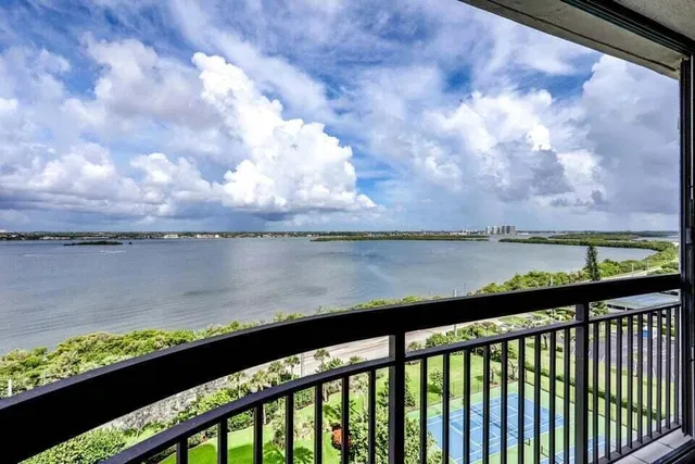 Eastpointe Singer Island Unit 11j photo 34