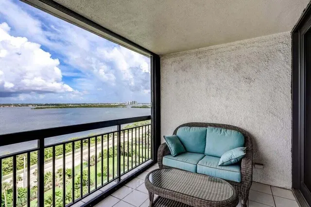 Eastpointe Singer Island Unit 11j photo 39