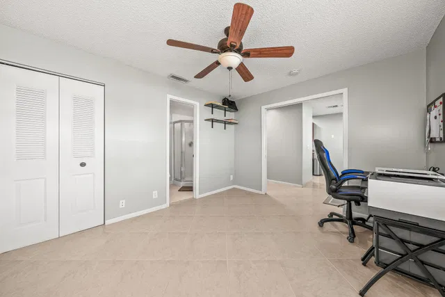 Unit 203 photo 12
