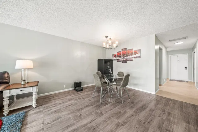 Unit 203 photo 15
