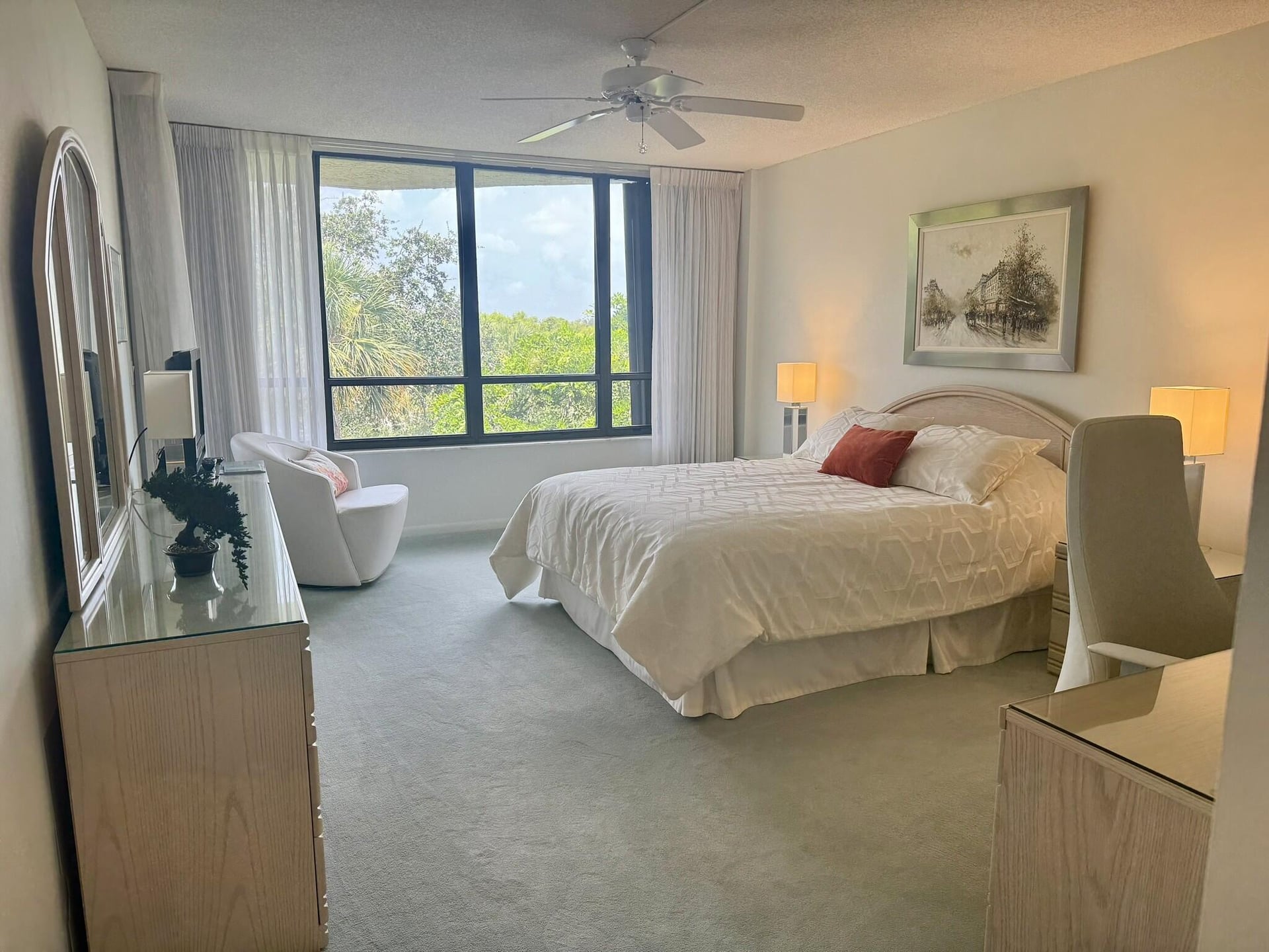 Unit 4100 photo 15